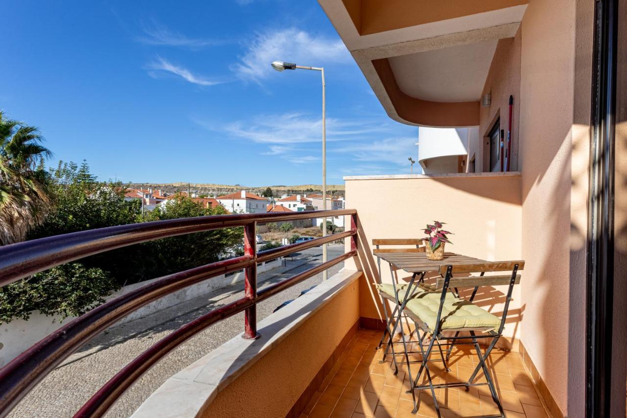 Joivy Deluxe Apt With Terrace In Costa Da Caprica 卡帕里卡海岸 外观 照片